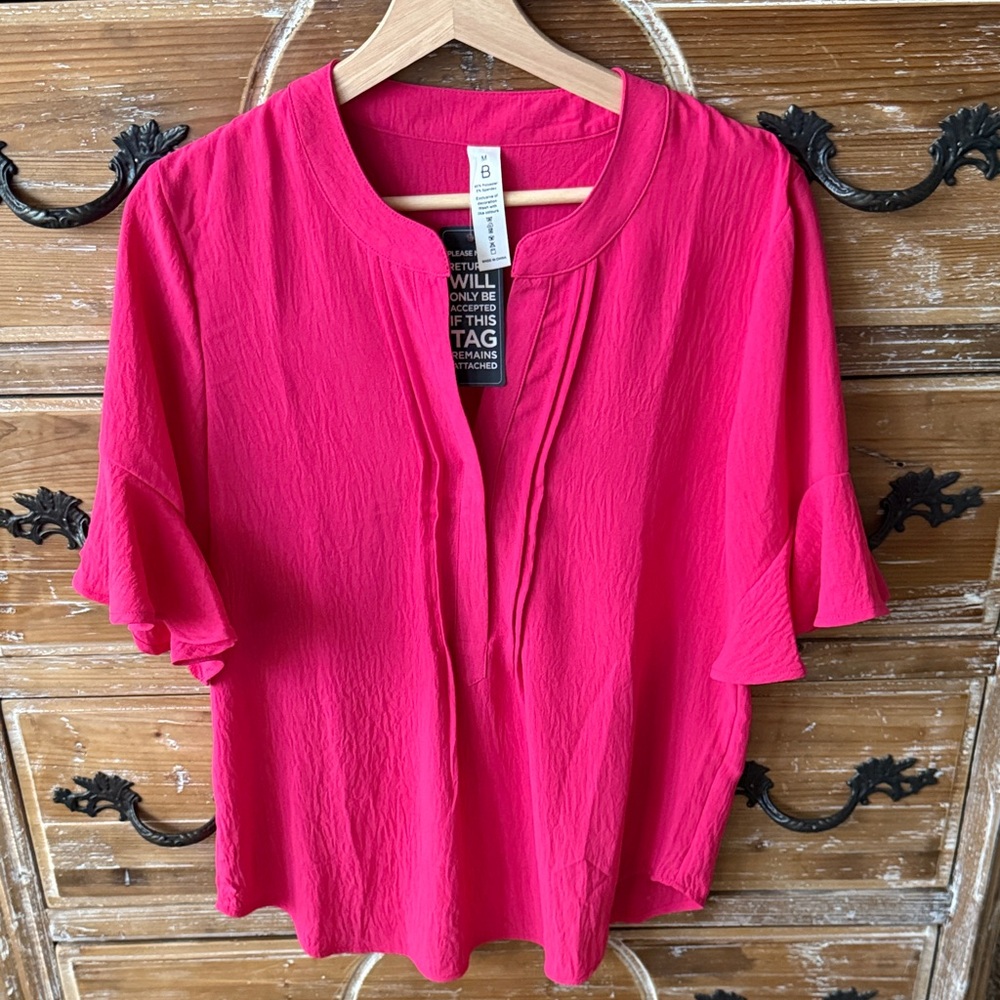 BMJL Chic Fuchsia Blouse with Ruffle Sleeves